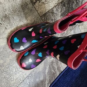 Heart Pattern Kids' Rain Boots - Black and Multicolor